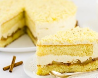 Карамельный торт с яблоками