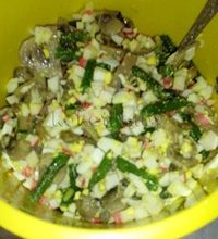 Салат с фасолью и грибами