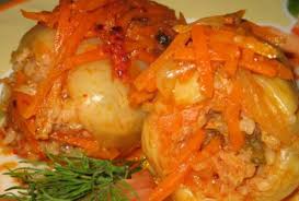 Перец фаршированный фаршем и овощами